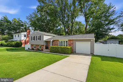 7023 Ashbury Drive, Springfield, VA 22152 - Photo 3