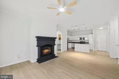 12949 Centre Park Circle #103, Herndon, VA 20171 - Photo 9