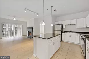 12949 Centre Park Cir, Herndon, VA 20171 - Photo 11