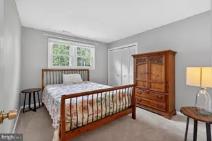 9801 Meadow Valley Dr, Vienna, VA 22181 - Photo 29