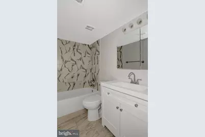 9731 Kings Crown Court #201, Fairfax, VA 22031 - Photo 17