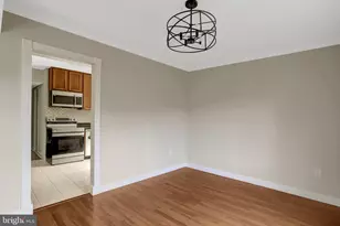 9731 Kings Crown Ct, Fairfax, VA 22031 - Photo 9