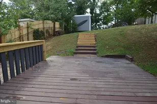 5728 Overly Dr, Alexandria, VA 22310 - Photo 15