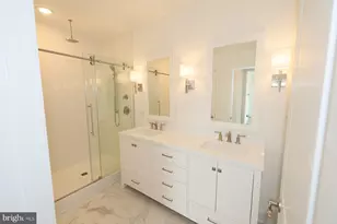 14964 Deco Cir, Chantilly, VA 20151 - Photo 13