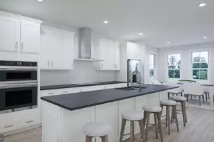 13905 Aviation Pl, Herndon, VA 20171 - Photo 3