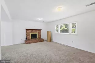 360 Park St NE, Vienna, VA 22180 - Photo 3