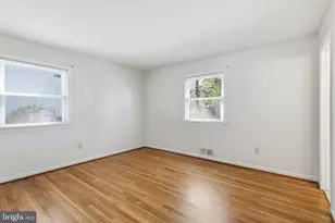 360 Park St NE, Vienna, VA 22180 - Photo 17