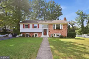 360 Park St NE, Vienna, VA 22180 - Photo 1