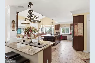 1465 Mayhurst Boulevard, McLean, VA 22102 - Photo 11