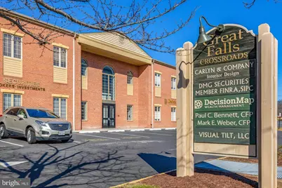746 Walker Road #26, Great Falls, VA 22066 - Photo 3