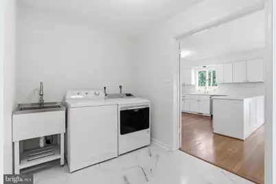 6294 Dunaway Court, McLean, VA 22101 - Photo 23