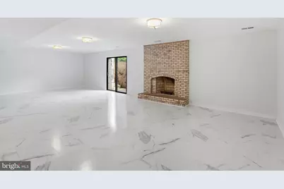 6294 Dunaway Court, McLean, VA 22101 - Photo 3