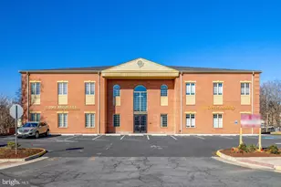 746 Walker Rd, Great Falls, VA 22066 - Photo 1
