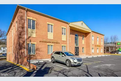 746 Walker Road #26, Great Falls, VA 22066 - Photo 3