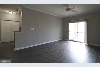 5117 Travis Edward Way #5117E, Centreville, VA 20120 - Photo 5