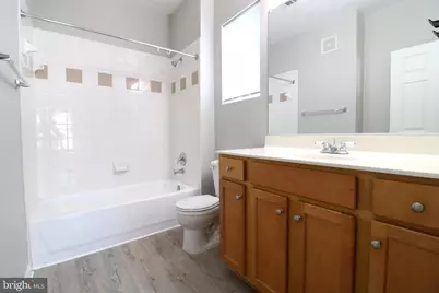 5117 Travis Edward Way #5117E, Centreville, VA 20120 - Photo 15
