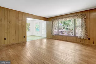 923 Harriman St, Great Falls, VA 22066 - Photo 19