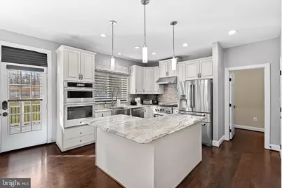 8138 Rondelay Lane, Fairfax Station, VA 22039 - Photo 19