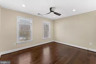 8138 Rondelay Ln, Fairfax Station, VA 22039 - Photo 33