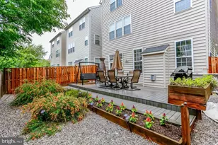 8352 Middle Ruddings Dr, Lorton, VA 22079 - Photo 3