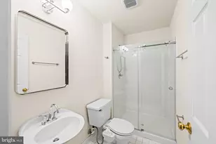2902 Jessica Ct, Vienna, VA 22181 - Photo 49