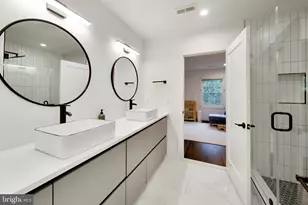 704 Blueberry Hill Rd, McLean, VA 22101 - Photo 25