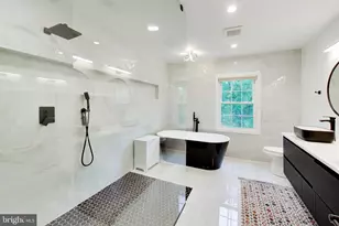 704 Blueberry Hill Rd, McLean, VA 22101 - Photo 21