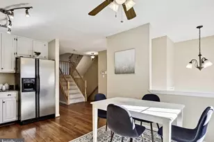 7027 Chesley Search Way, Alexandria, VA 22315 - Photo 5