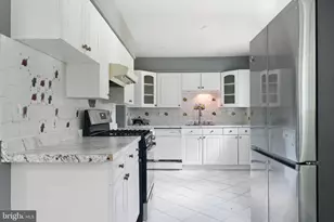 3805 Oliver Ave, Annandale, VA 22003 - Photo 9
