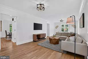 10526 Marbury Rd, Oakton, VA 22124 - Photo 15