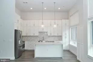 1761 Old Meadow Rd, McLean, VA 22102 - Photo 23