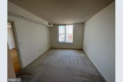 2726 Gallows Road #913, Vienna, VA 22180 - Photo 15