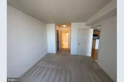 2726 Gallows Road #913, Vienna, VA 22180 - Photo 13
