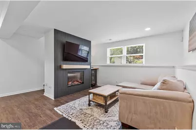 4525 Silas Hutchinson Drive, Chantilly, VA 20151 - Photo 15