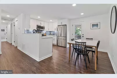 4525 Silas Hutchinson Drive, Chantilly, VA 20151 - Photo 5