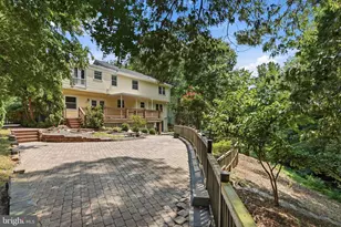 7316 Walnut Knoll Dr, Springfield, VA 22153 - Photo 55