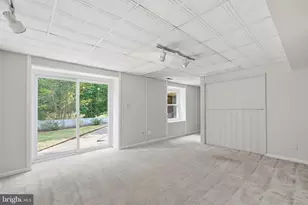 7316 Walnut Knoll Dr, Springfield, VA 22153 - Photo 17