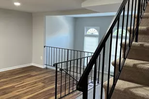 2475 Windbreak Dr, Alexandria, VA 22306 - Photo 19