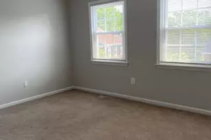 2475 Windbreak Dr, Alexandria, VA 22306 - Photo 5