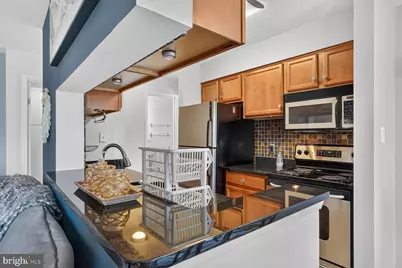 1783 Jonathan Way #1783-J, Reston, VA 20190 - Photo 3