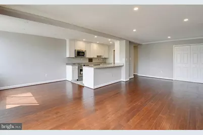 6621 Wakefield Drive #302, Alexandria, VA 22307 - Photo 7