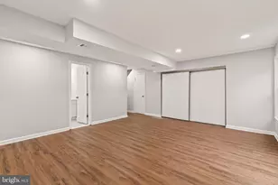 8219 Doctor Craik Ct, Alexandria, VA 22306 - Photo 29