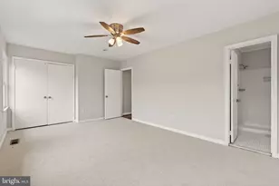 8219 Doctor Craik Ct, Alexandria, VA 22306 - Photo 13