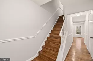 8219 Doctor Craik Ct, Alexandria, VA 22306 - Photo 3