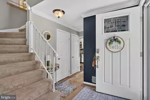 7331 Rolling Oak Ln, Springfield, VA 22153 - Photo 3
