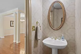 7441 Heatherfield Ln, Alexandria, VA 22315 - Photo 5