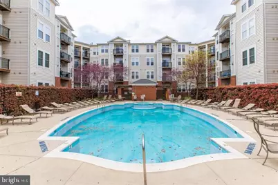 2665 Prosperity Avenue #403, Fairfax, VA 22031 - Photo 3