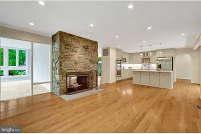 6952 Kyleakin Court, McLean, VA 22101 - Photo 3
