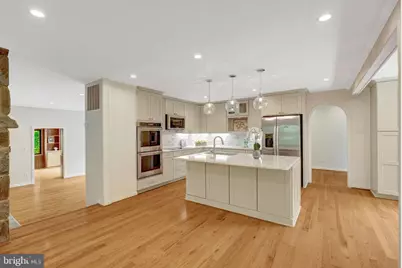 6952 Kyleakin Court, McLean, VA 22101 - Photo 13