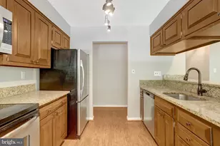 8701 Norfolk Ave, Annandale, VA 22003 - Photo 11
